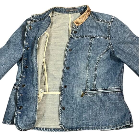 Liz Claiborne Denim Jacket with Tan Beaded Accents, Size L - Picture 5 of 10